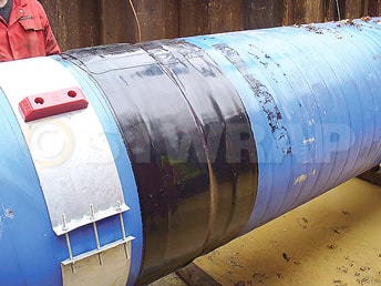 Изоляция стыка трубопровода манжетой CANUSA GTS-65